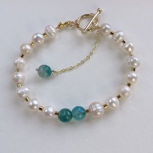 Pearl bracelet, green semi-precious stone bracelet